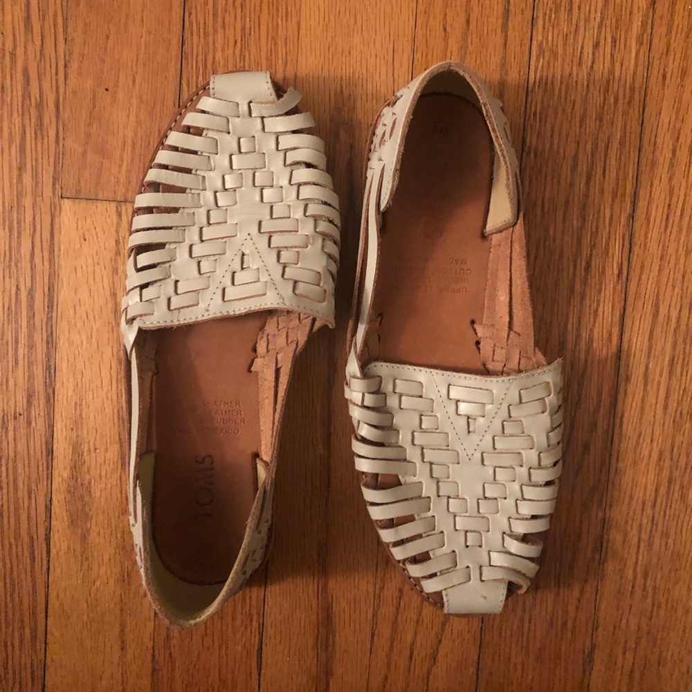 TOMS  white huaraches sandals